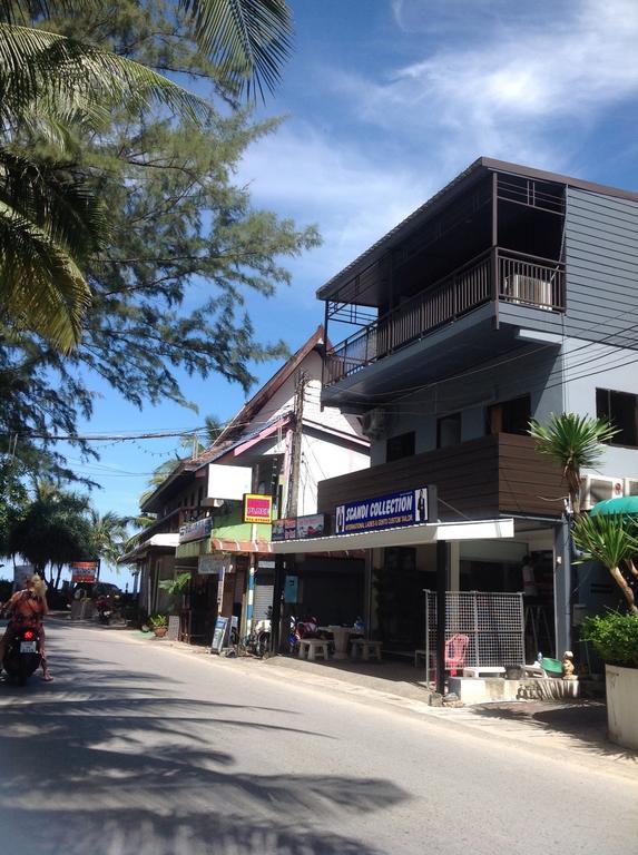 Twin Place At Pantai Kamala Bagian luar foto