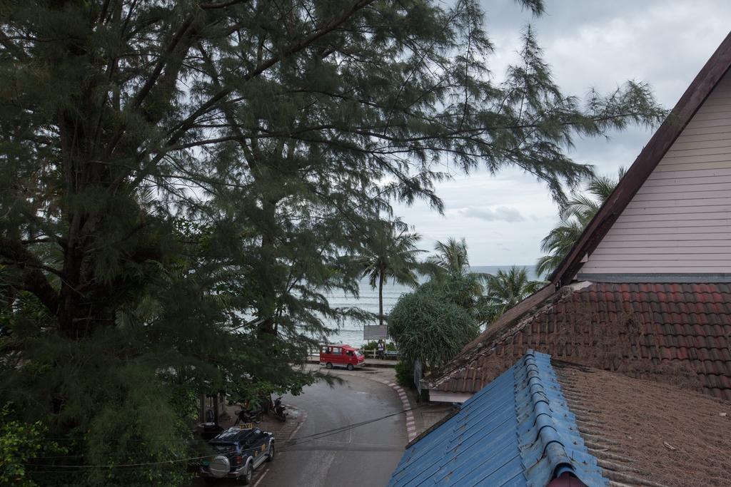 Twin Place At Pantai Kamala Bagian luar foto